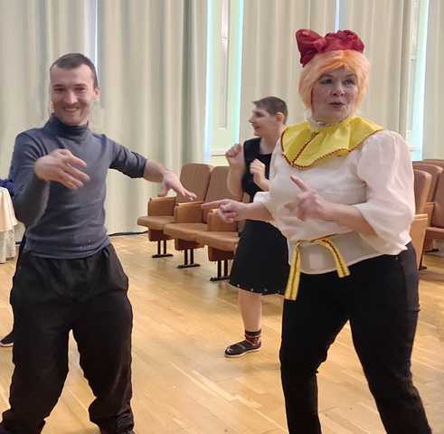 Развлекательная программа «Первоапрельский розыгрыш»
