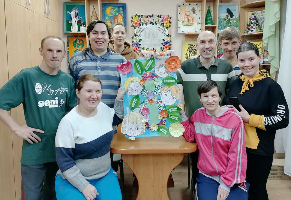 Оформление стенгазеты «Милым дамам посвящается»