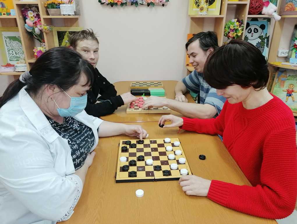 Турнир по шашкам